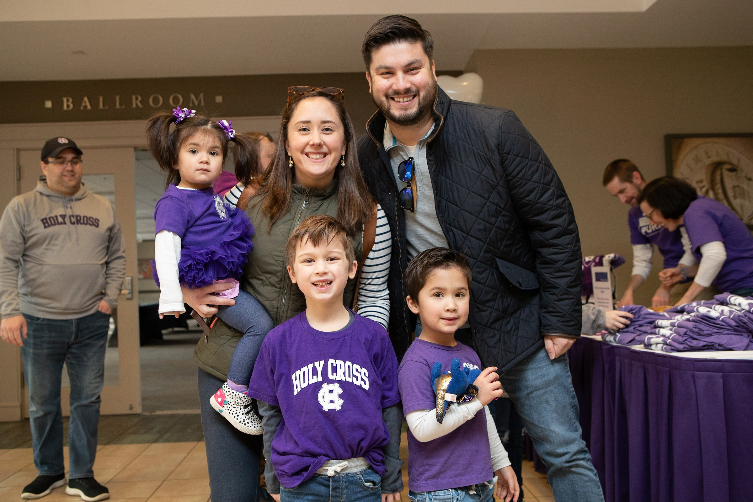 Family of Holy Cross alumni checking in for Homecoming 2024
