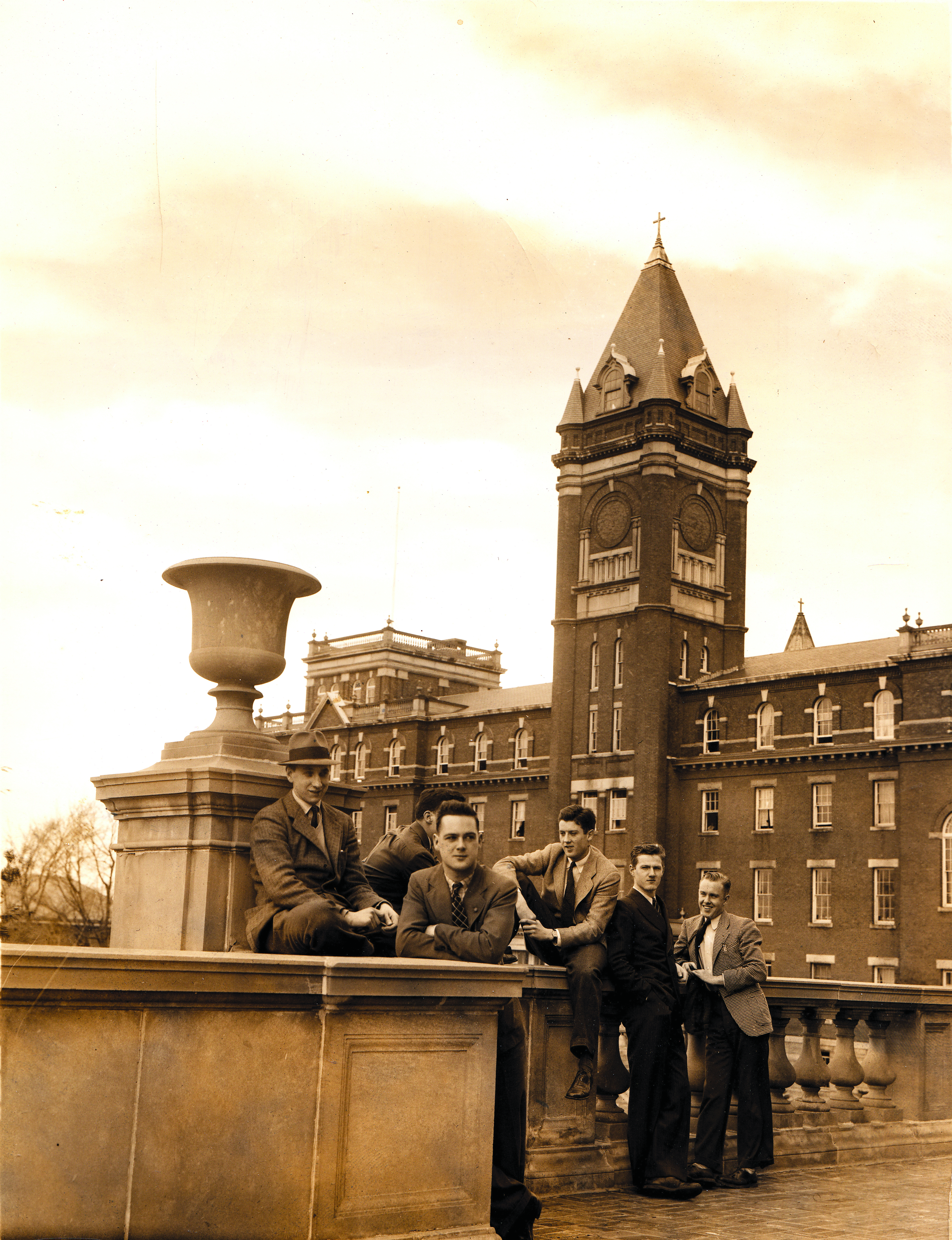 Sepia photo of students outside Dinand
