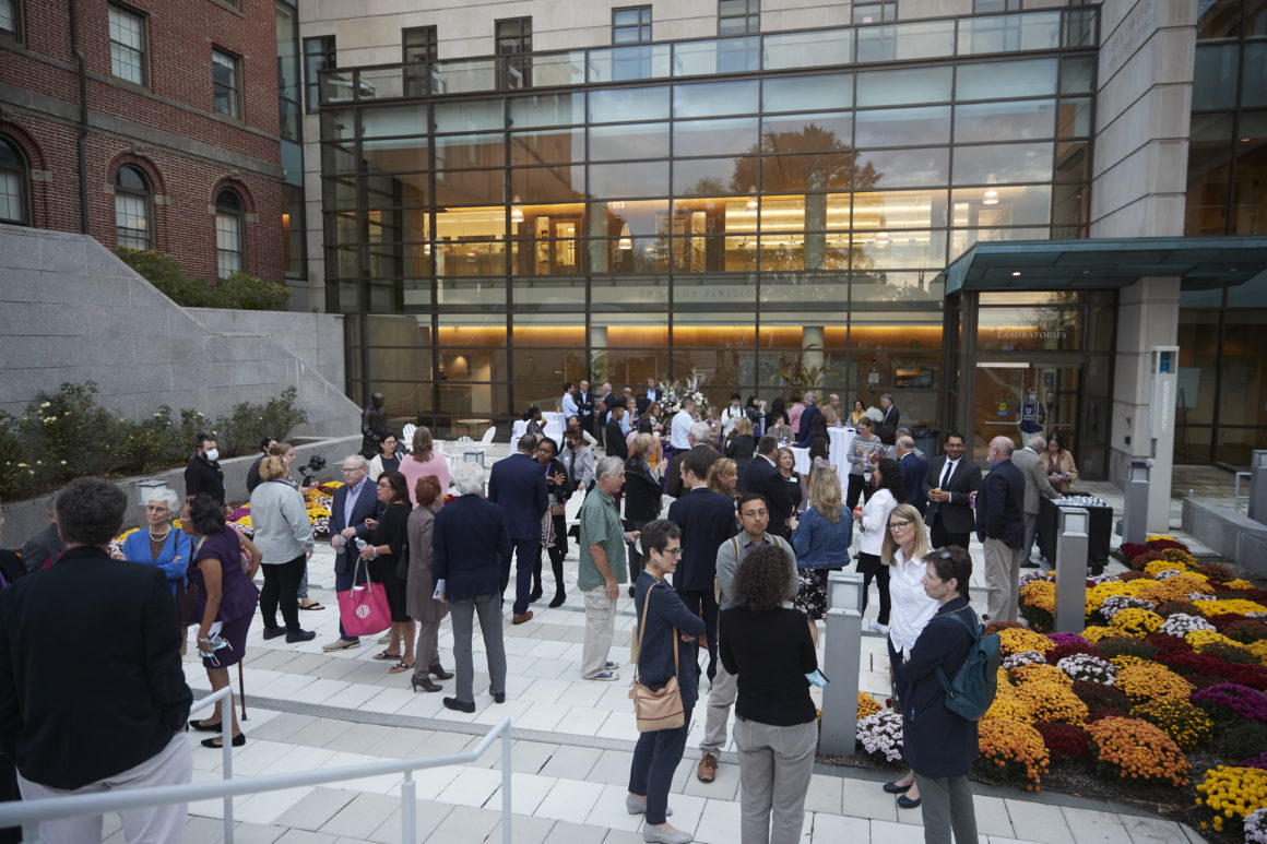 Faculty symposium guests in Science Plaza. Photo by Michael Quiet