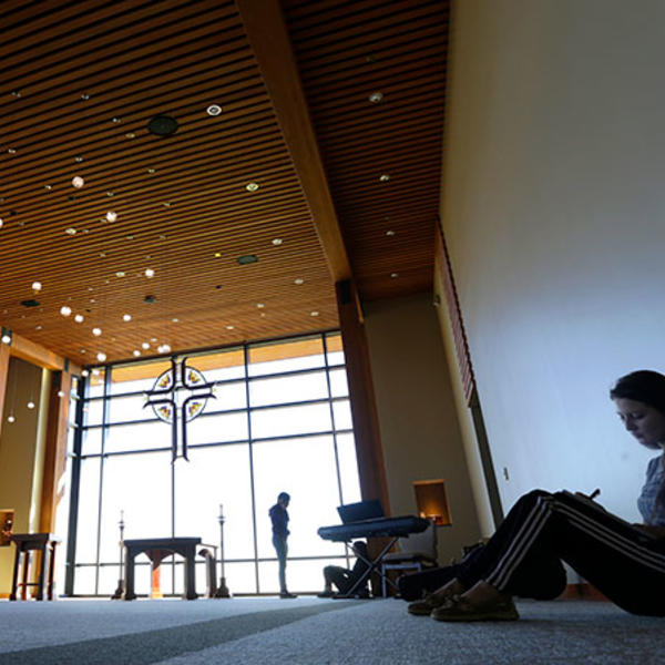 The Thomas P. Joyce ’59 Contemplative Center is a 33,800 square-foot complex featuring a chapel, meeting rooms, dining room, and bedrooms for 60 individuals in a lodge-like atmosphere removed from the regular bustle of campus life. Photo by: Tom Rettig