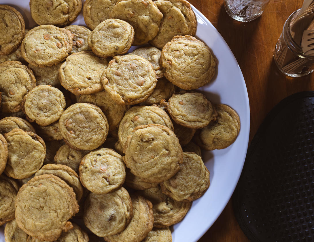 A plate of freshly baked cookies